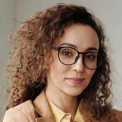 Lisa Mantell's avatar